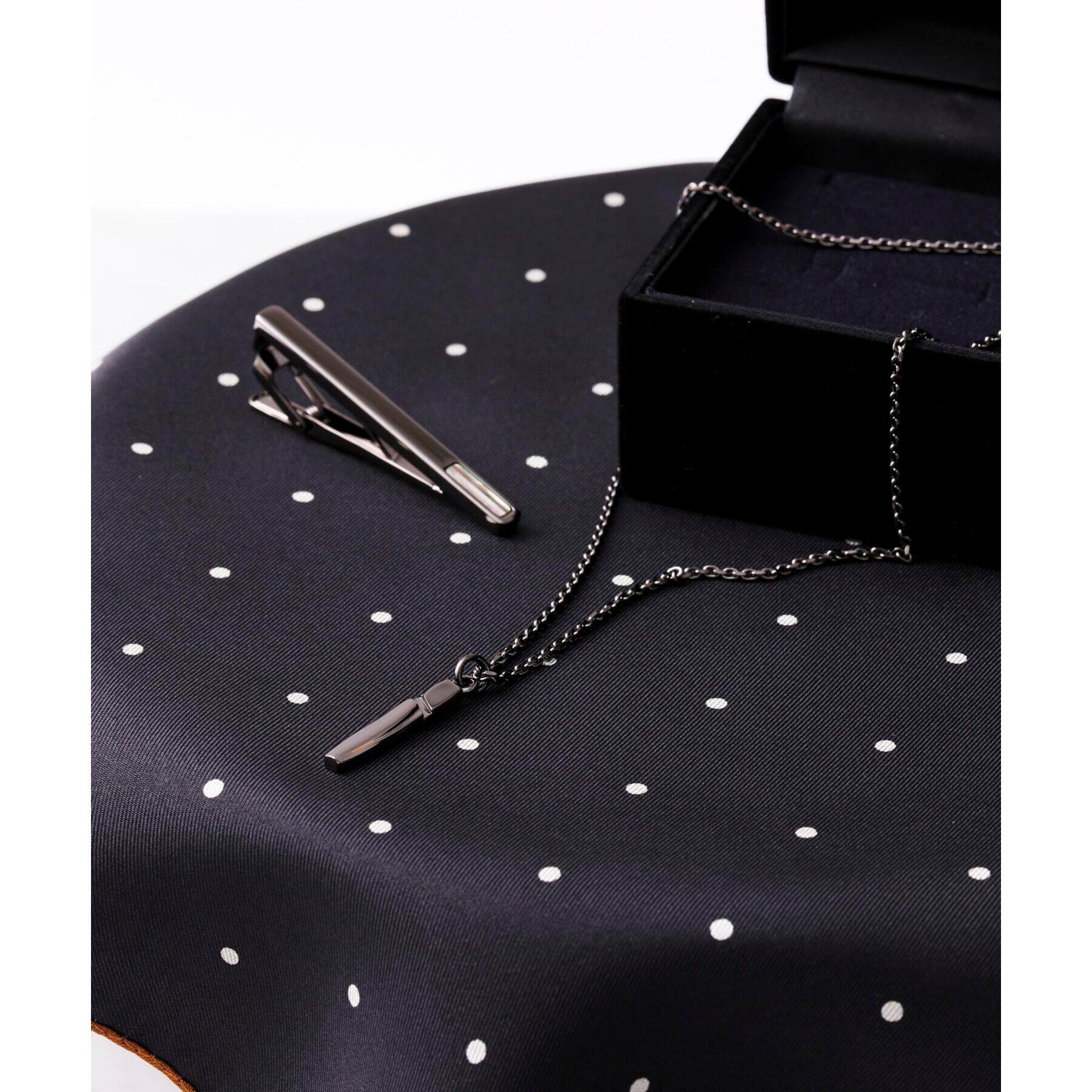 TAKEO KIKUCHI「【Made in JAPAN】テーパーコントラスト ネックレス」|ネックレス|