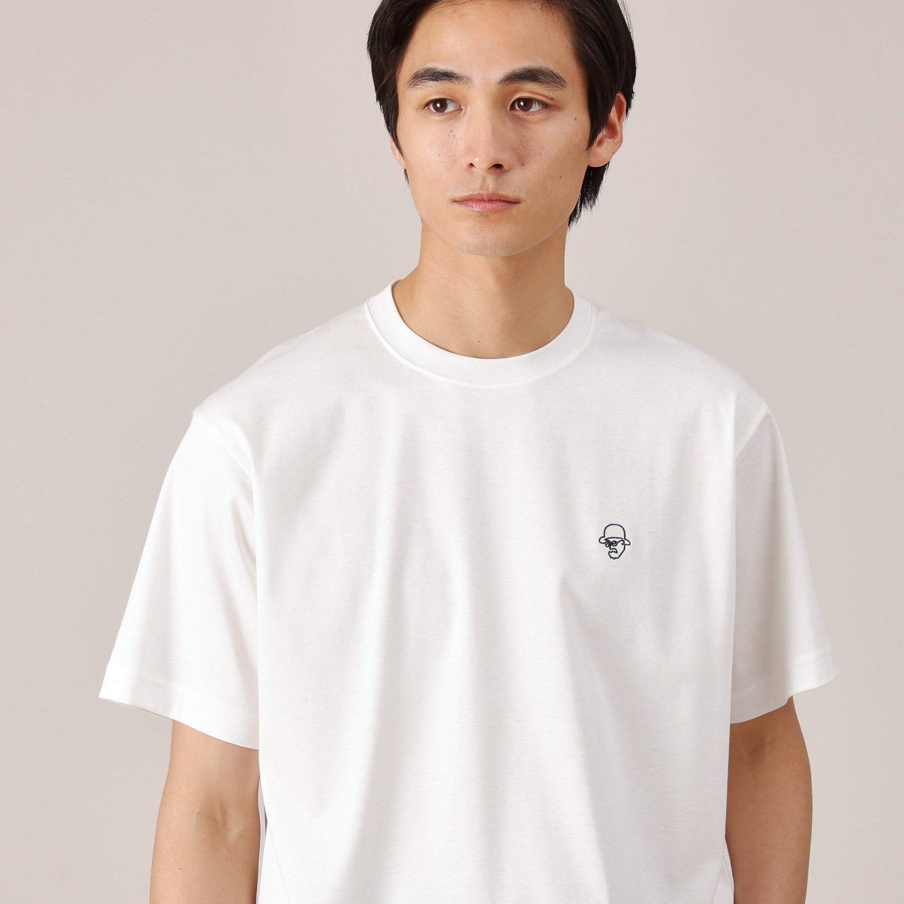 TAKEO KIKUCHI「ワンポイント カラー刺繍 Tシャツ」|Tシャツ・カットソー|