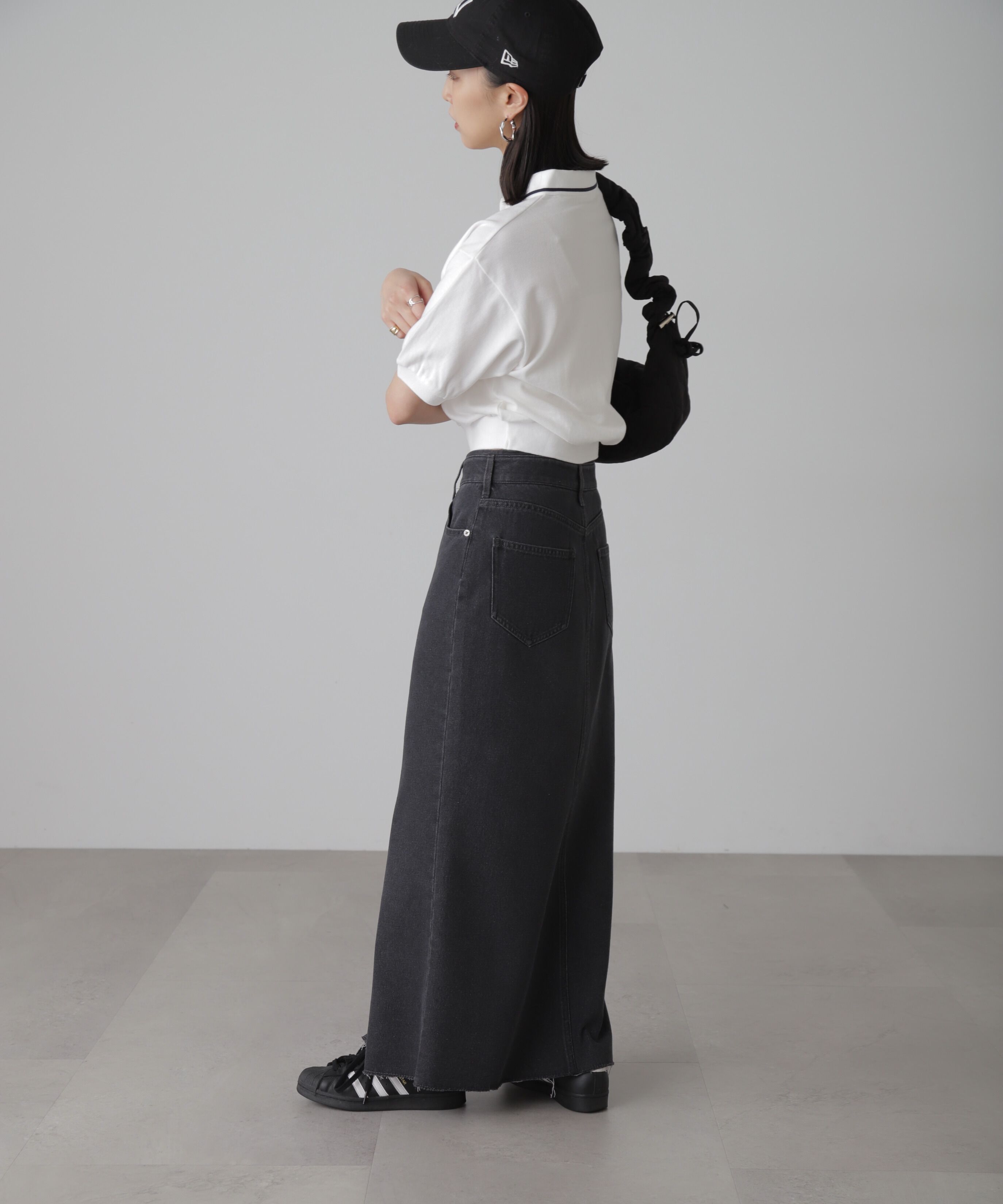  「フロントスリットナローデニムスカート」|スカート|