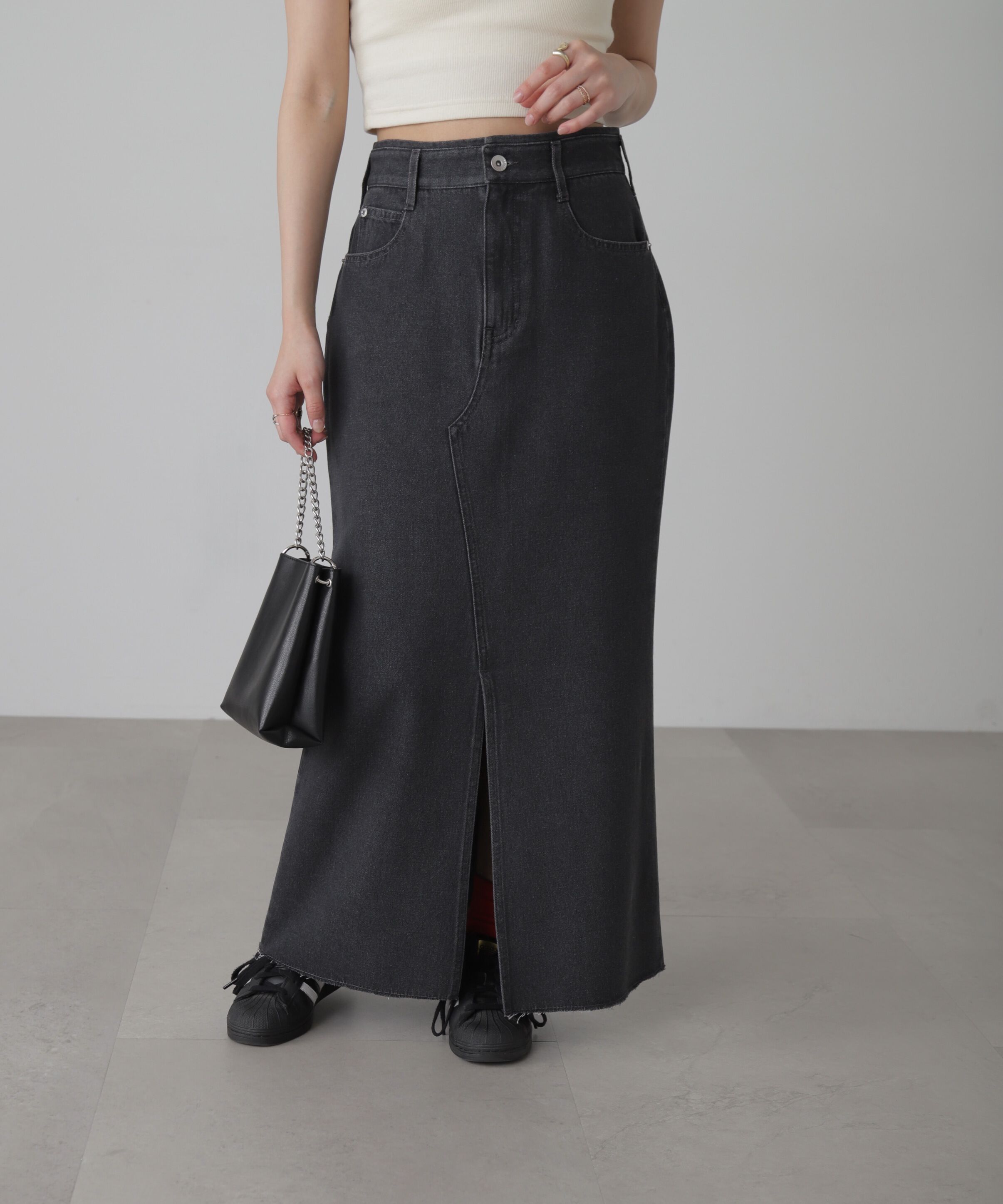  「フロントスリットナローデニムスカート」|スカート|