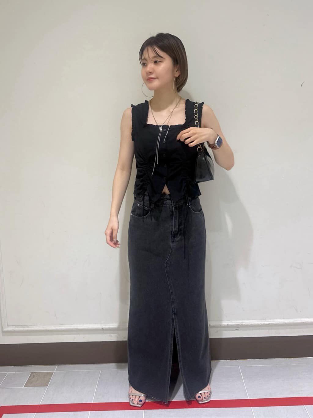  「フロントスリットナローデニムスカート」|スカート|