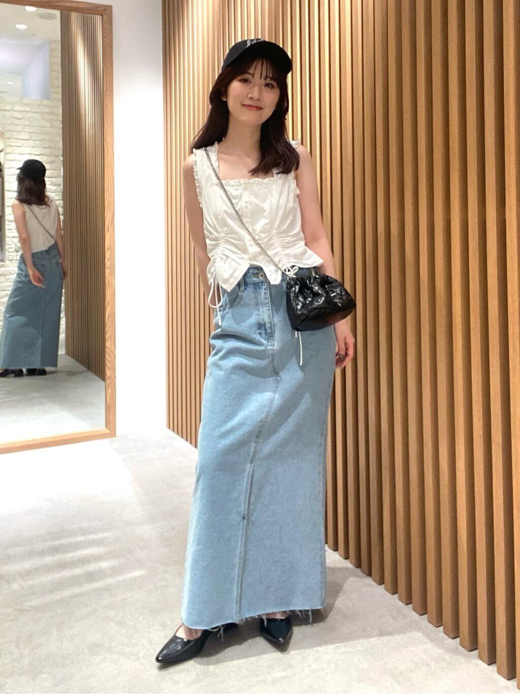  「フロントスリットナローデニムスカート」|スカート|