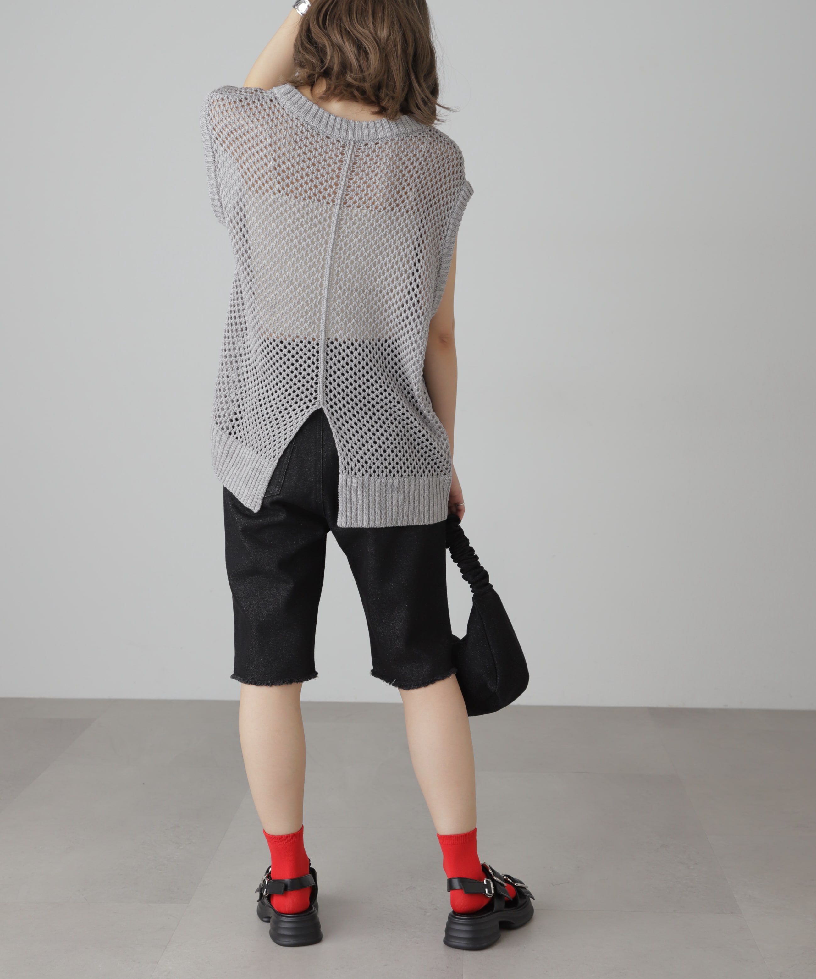  「メッシュロゴニットベスト」|ニット・セーター|