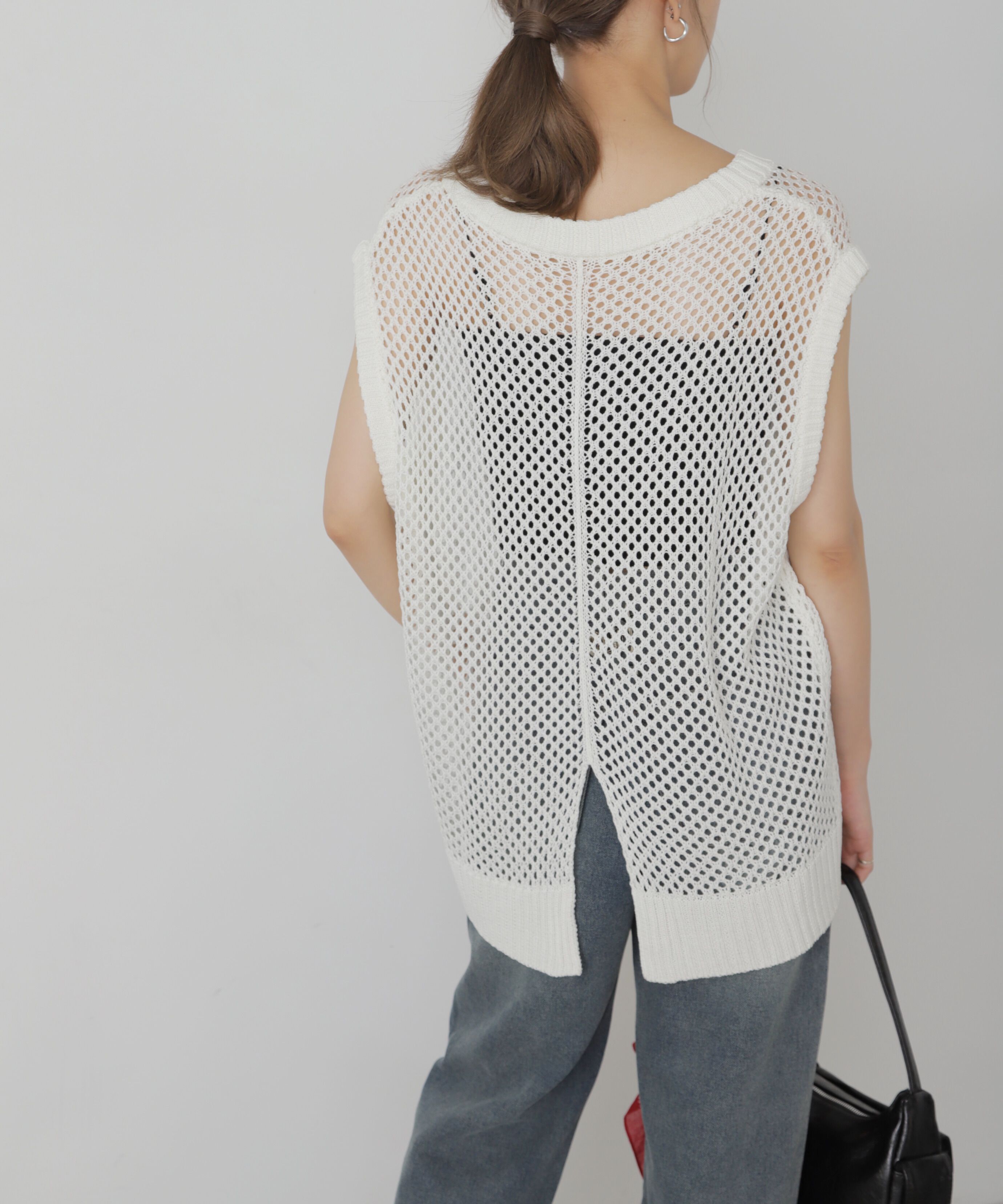  「メッシュロゴニットベスト」|ニット・セーター|