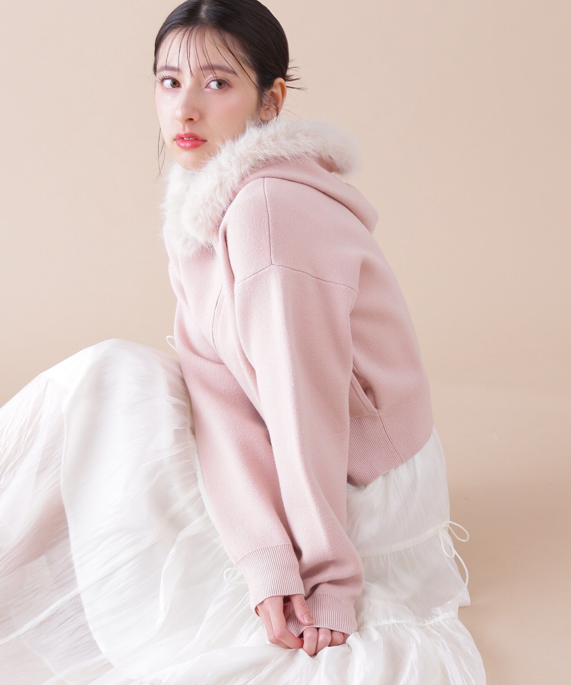  「ボリュームフェイクファーニットパーカー」|ニット・セーター|