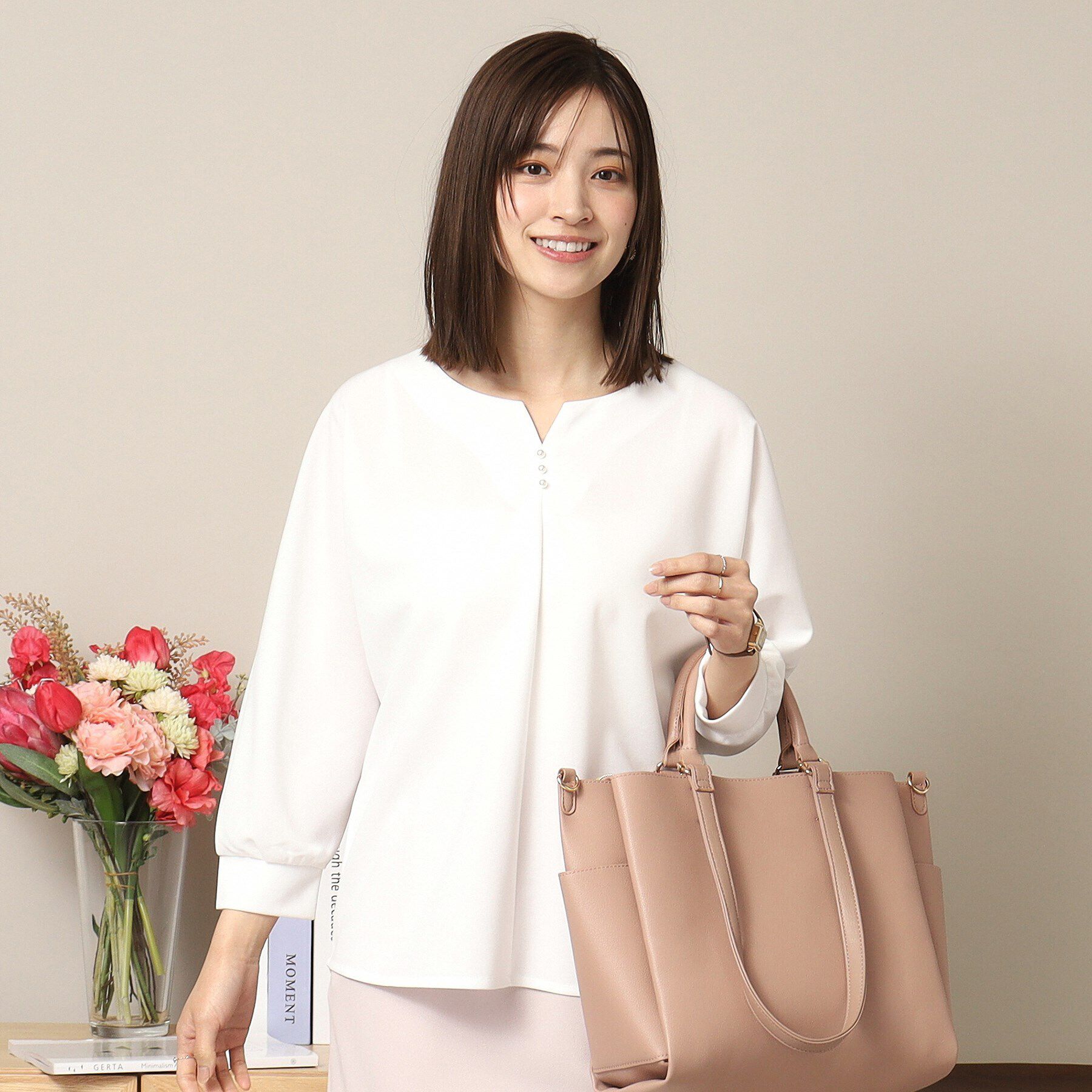 ITS&rsquo;DEMO「【通勤／手洗い可】カットジョーゼットキーネックプルオーバー」|シャツ・ブラウス|オフホワイト(003