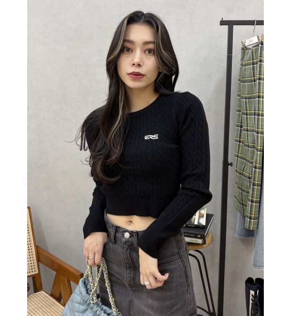 EVRIS「ワンポイントバックオープンケーブルニット」|ニット・セーター|ブラック