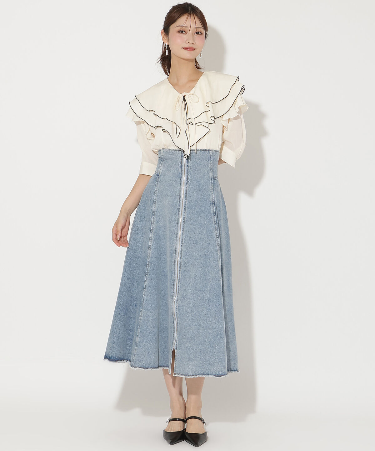 アンドクチュール「ラッフルハーフスリーブブラウス」|シャツ・ブラウス|