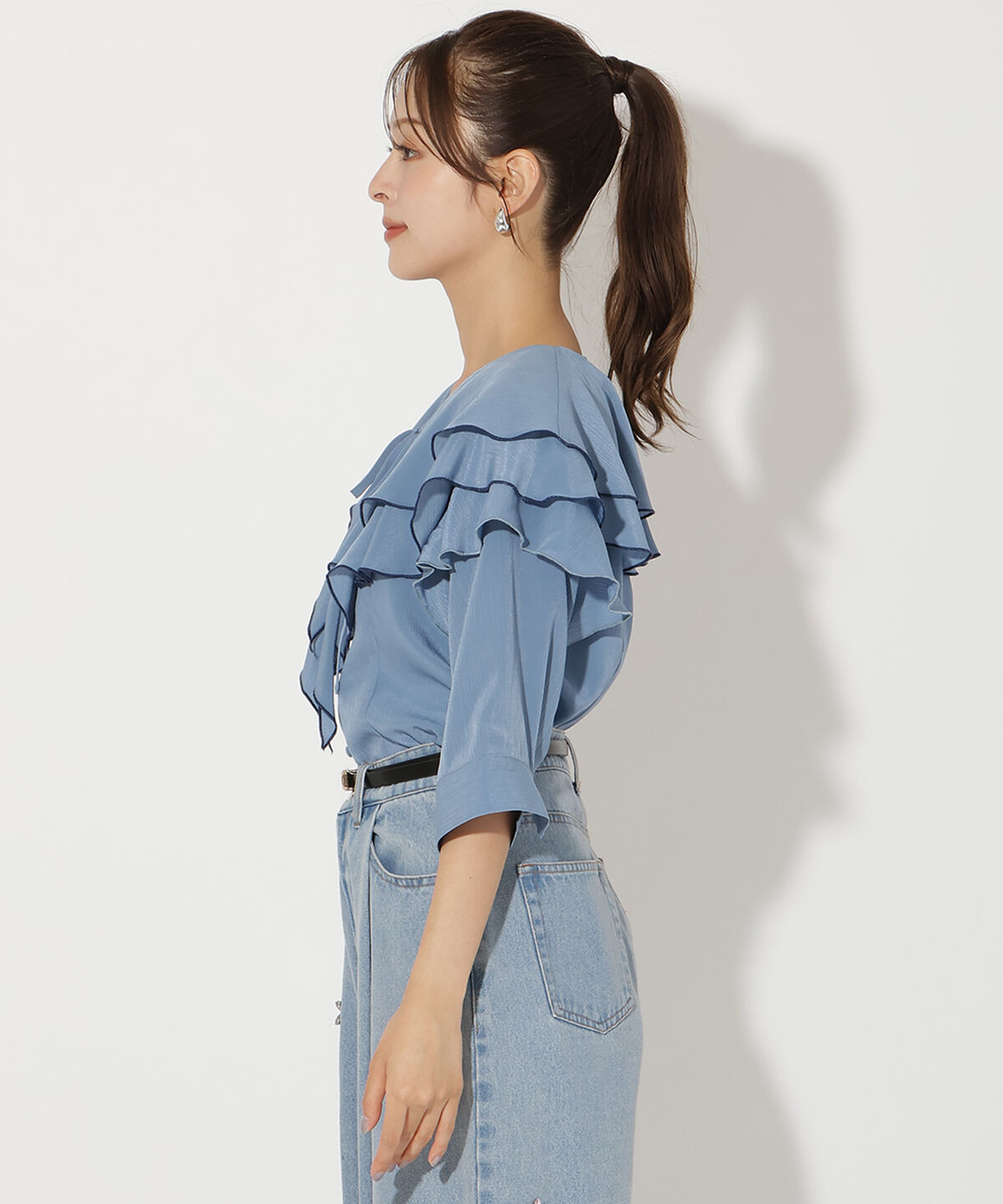 アンドクチュール「ラッフルハーフスリーブブラウス」|シャツ・ブラウス|