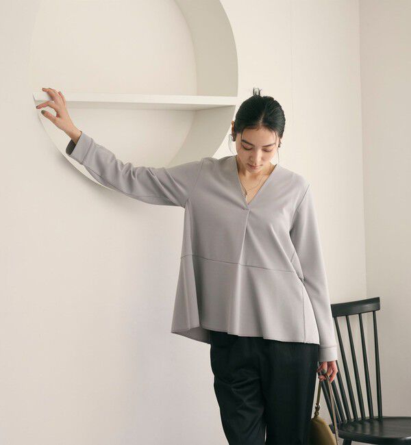 BEAUTY&YOUTH UNITED ARROWS「【WEB限定 Wardrobe DAILY MINIMAL】ペプラム Vネックプルオーバーカットソー」|Tシャツ・カットソー|