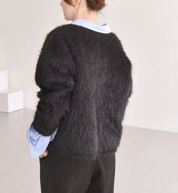 quaranciel「quaranciel:〈手洗い可能〉シャギー コンパクト Vネック カーディガン」|カーディガン|