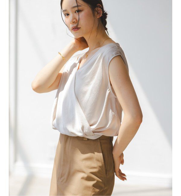 NOBLE「《追加》【洗える】ミューズサテンギャザーボリュームブラウス」|シャツ・ブラウス|