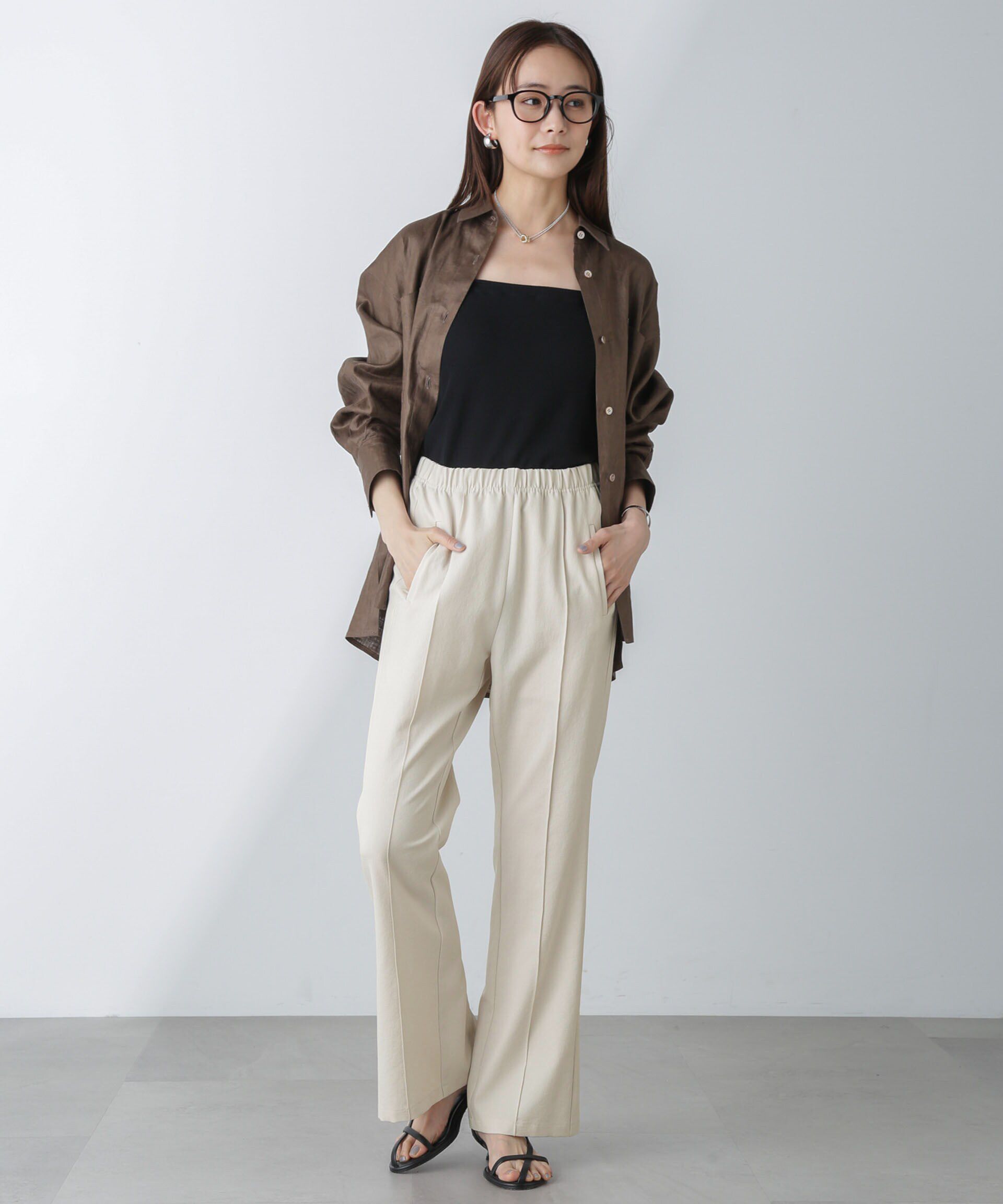 nano･universe「バックスリットトラックパンツ」|チノ|