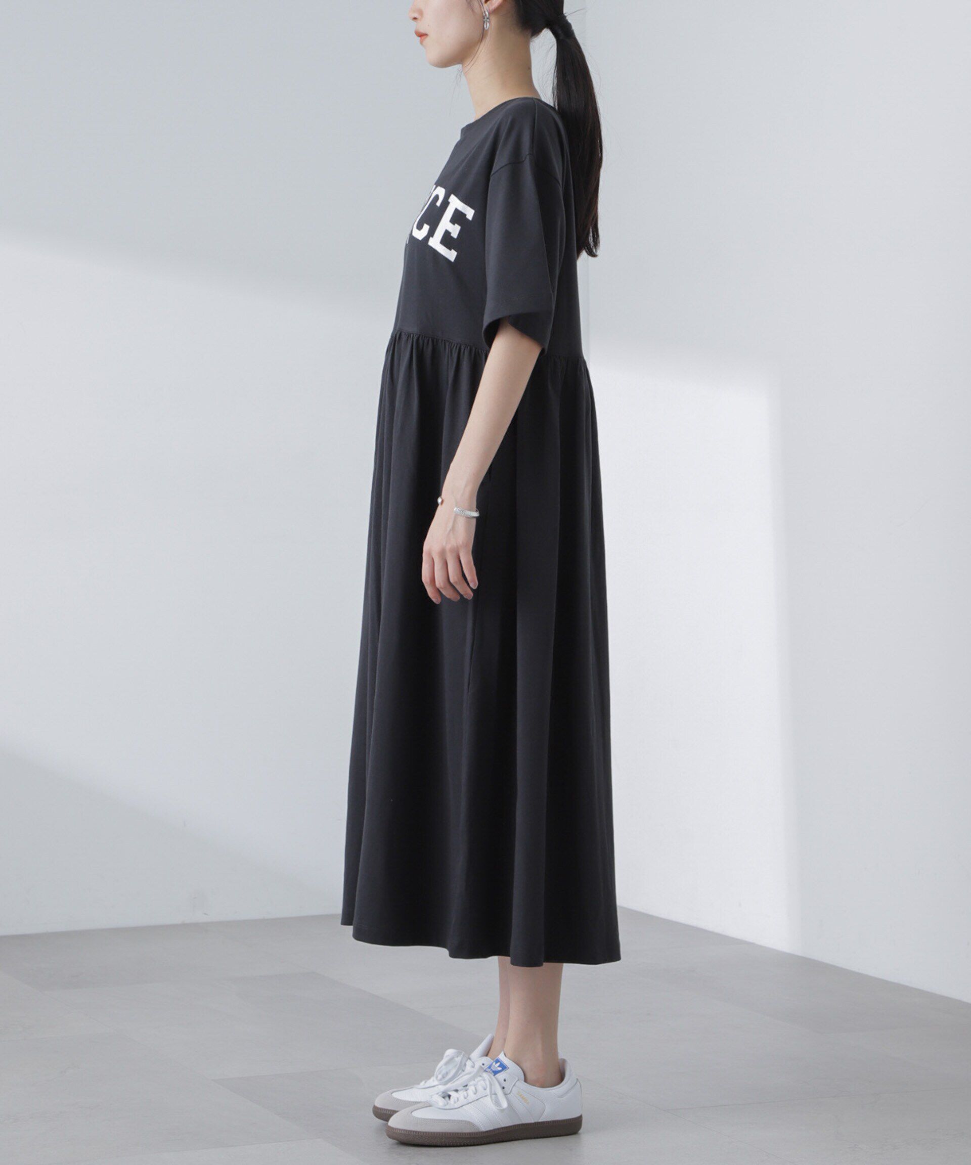 nano･universe「ギャザー切り替えロゴカットワンピース」|ワンピース|