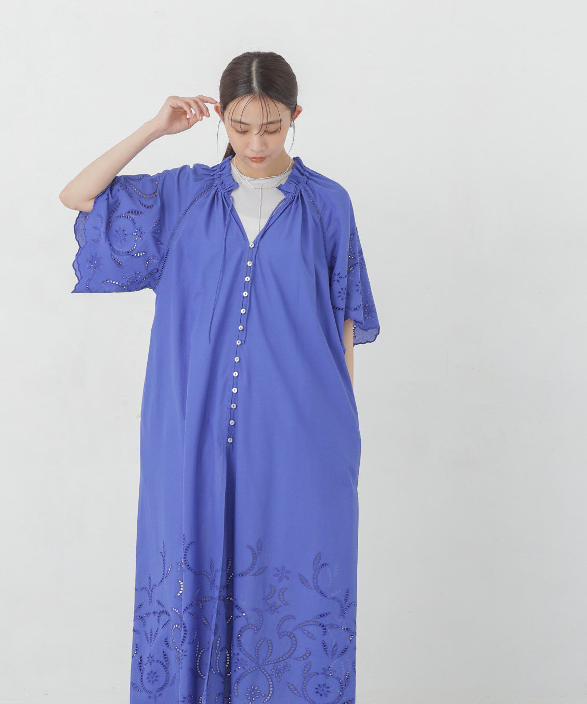 nano･universe「インドシフリー刺繍ワンピース」|ワンピース|