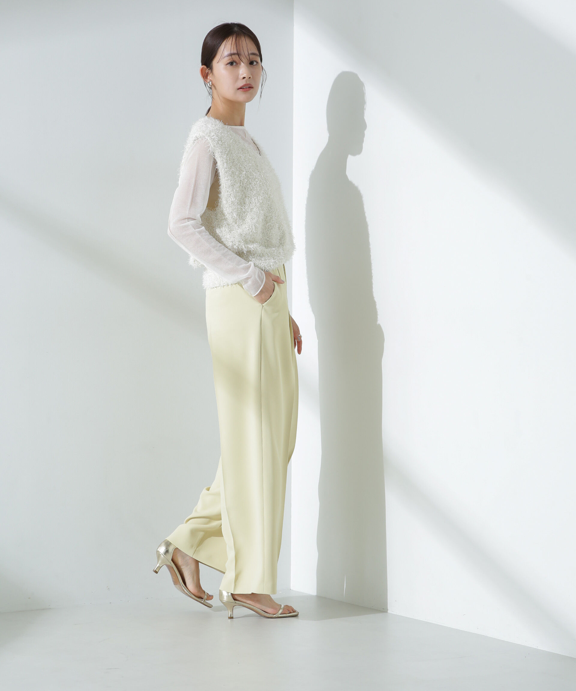 nano･universe「ツイルワイドスラックス」|チノ|