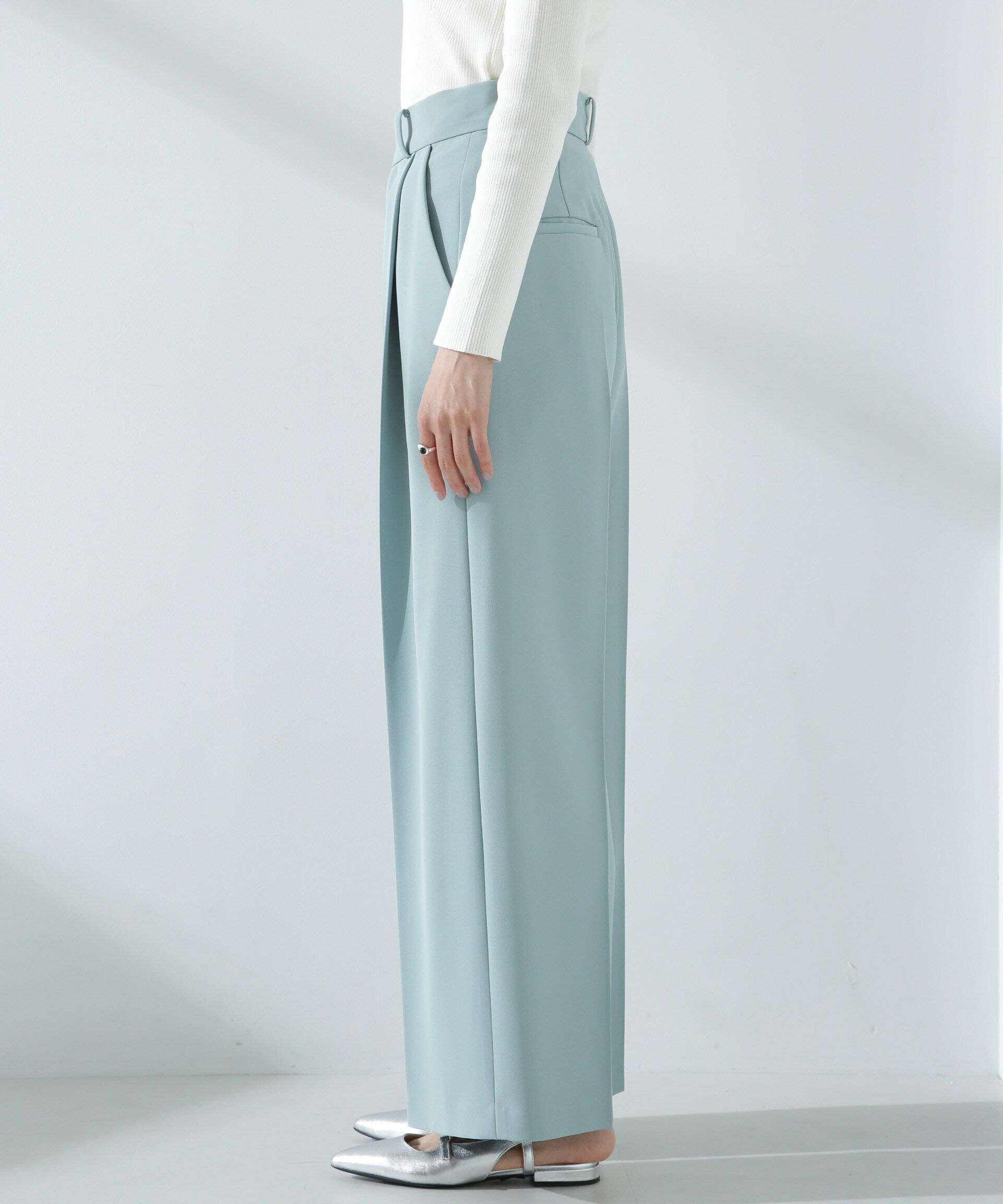 nano･universe「ツイルワイドスラックス」|チノ|