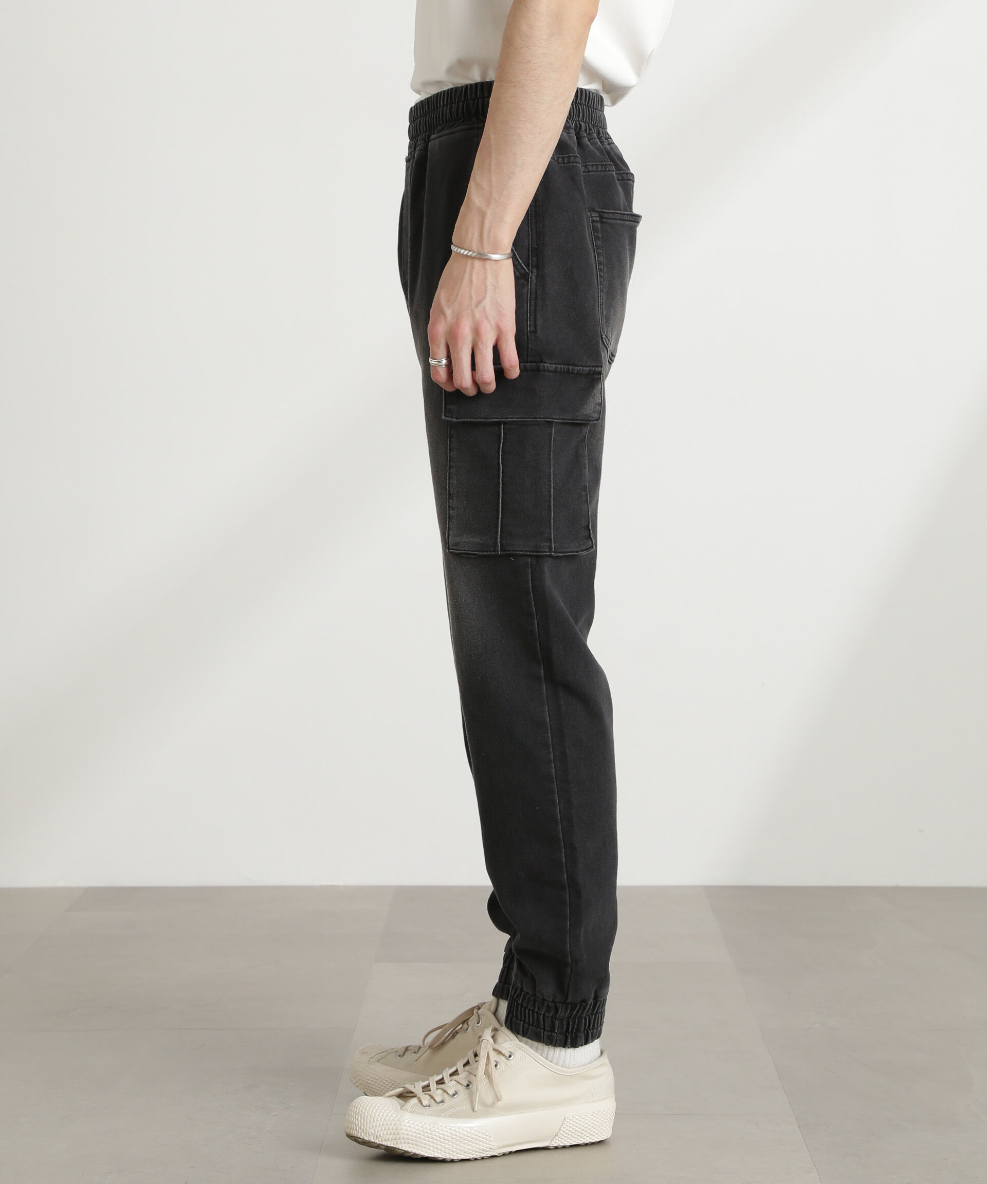 nano･universe「スリムフィット ジョガーカーゴパンツ」|チノ|