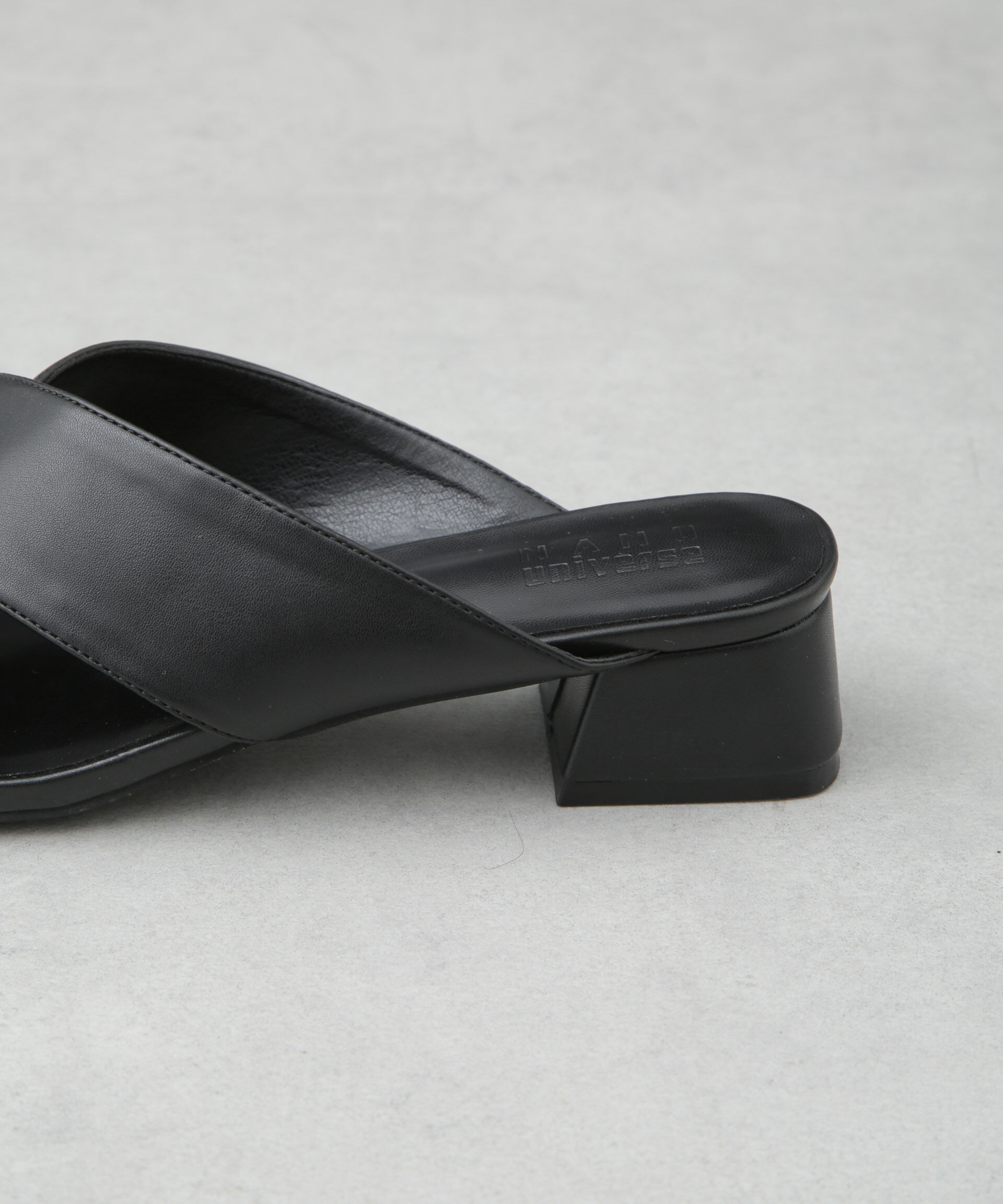 nano･universe「太ヒールクロスデザインサンダル」|サンダル|