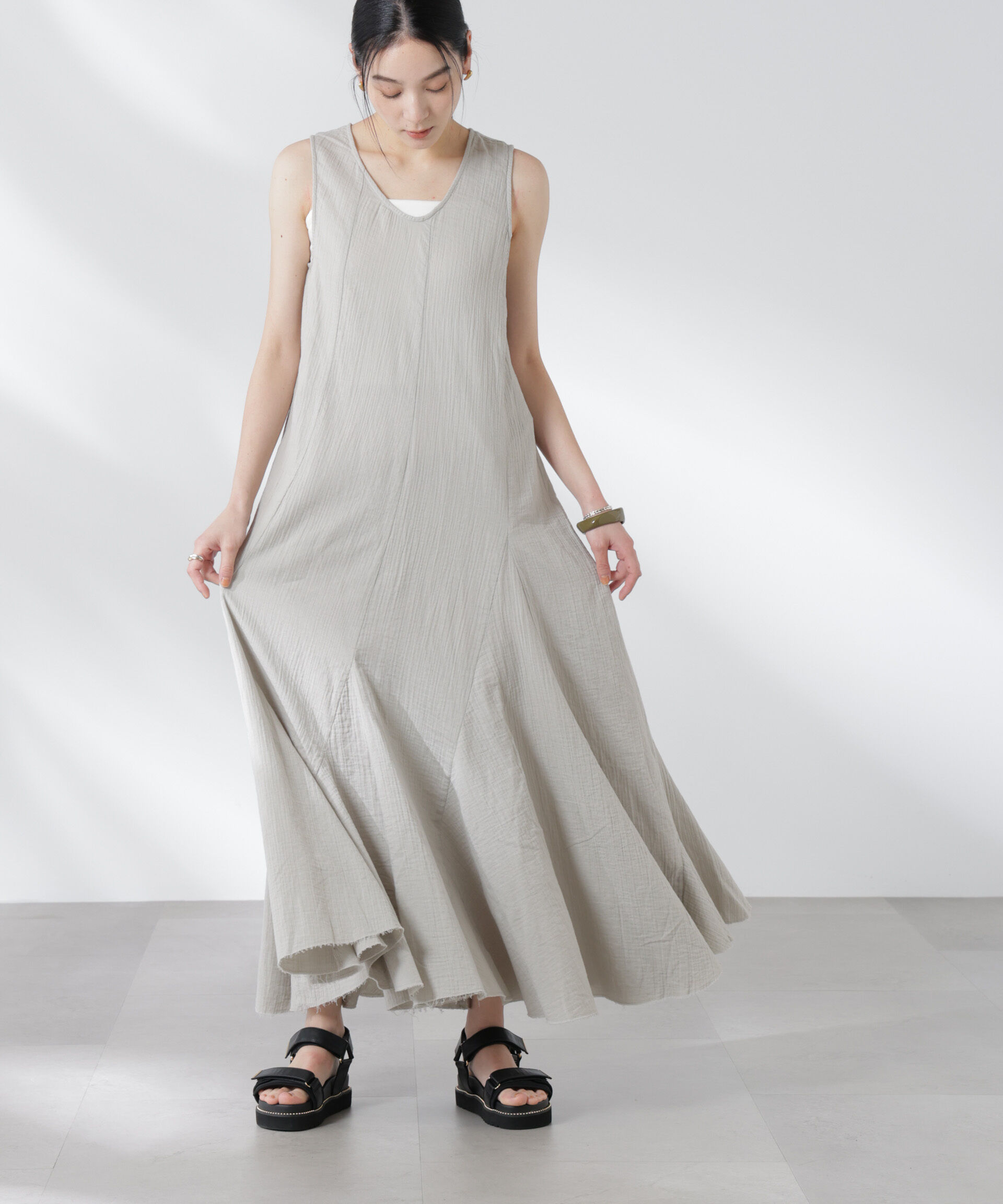 nano･universe「GREYCHORD/ASHLEY スリーブレスドレス」|ワンピース|