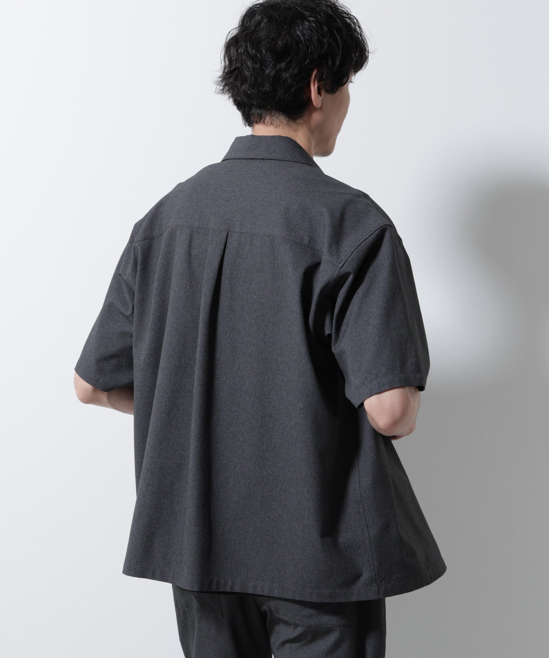 nano･universe「DotAir(R)ミニホールストレッチシャツ半袖/吸水速乾(セットアップ可)」|シャツ・ブラウス|