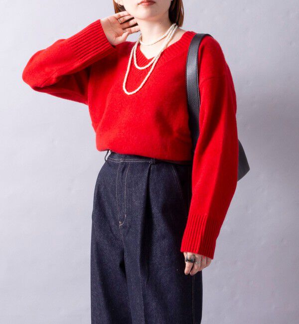 fredy emue「CASHMILE WOOL Vネックプルオーバー（ブローチ付き）」|ニット・セーター|