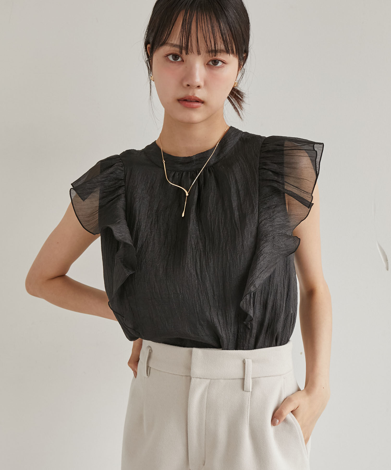 VIS「【新色追加】シャイニーボウタイフリルブラウス【前後2WAY】【洗える】」|シャツ・ブラウス|