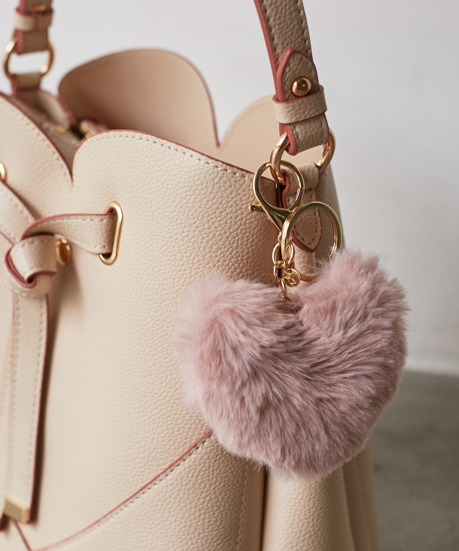 VIS「ハートファーチャーム」|チャーム・キーホルダー|ピンク(63)