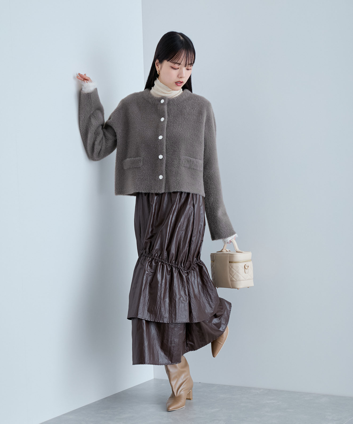 VIS「ラビットタッチメタルボタンカーディガン」|カーディガン|