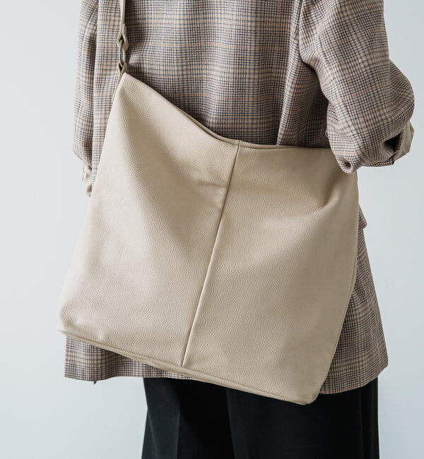  「【セール対象再値げ】［A4サイズ対応・510g］ソフトレザーワンショルダーバッグ」|ショルダー・メッセンジャー|