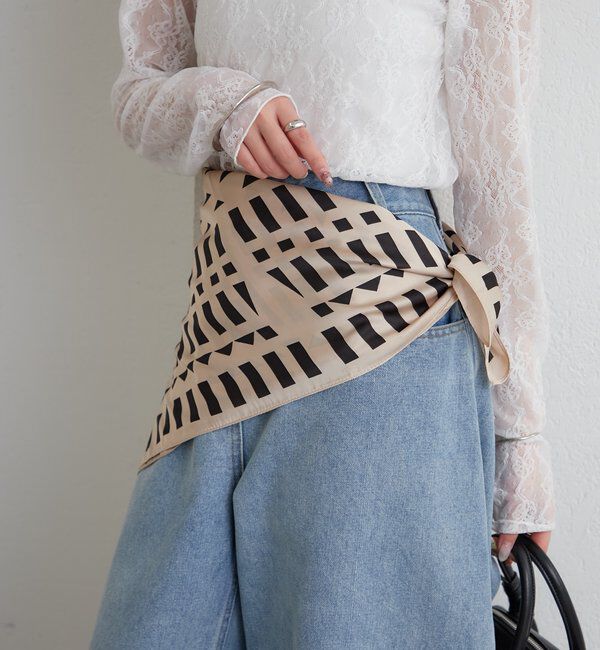  「ジオメトリック柄 スカーフ」|バンダナ・スカーフ|