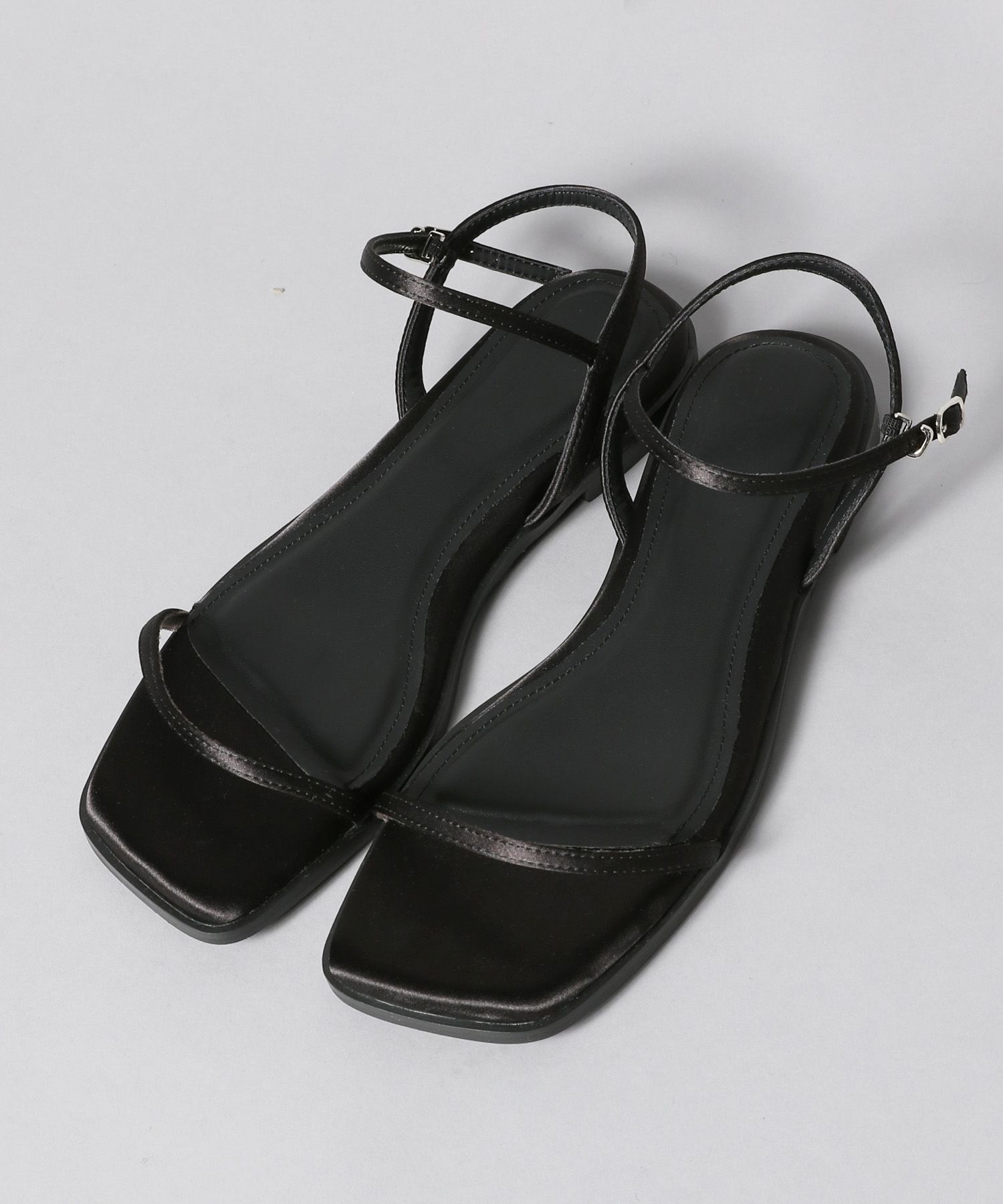 A part by 「サテンナローフラットサンダル」|サンダル|