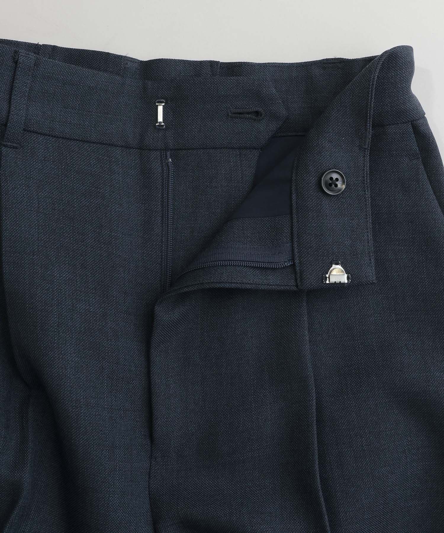 A part by 「【セットアップ着用可能】LNTストレートパンツ」|チノ|