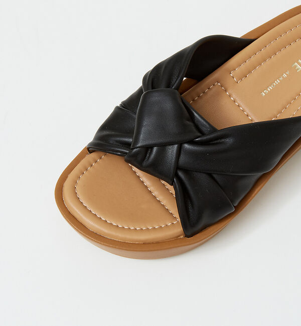 AU BANNISTER「キルティングボリュームソールサンダル」|サンダル|