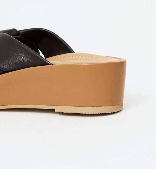 AU BANNISTER「キルティングボリュームソールサンダル」|サンダル|