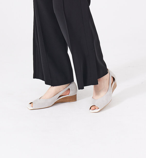 AU BANNISTER「バタフライカット　スクエアオープントゥパンプス」|パンプス|