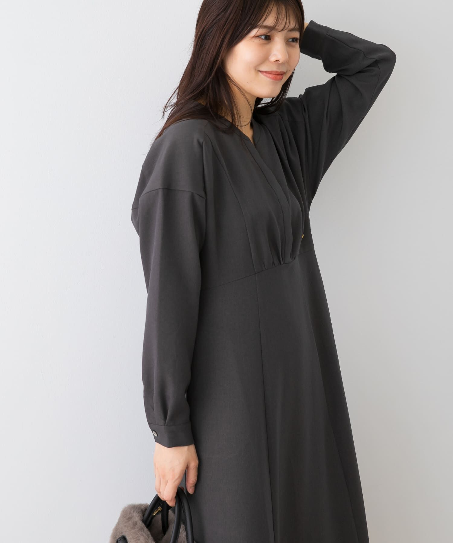 URBAN RESEARCH ROSSO「『UR TECH SMOOTHLUXE』F by ROSSO　キーネックワンピース」|ワンピース|