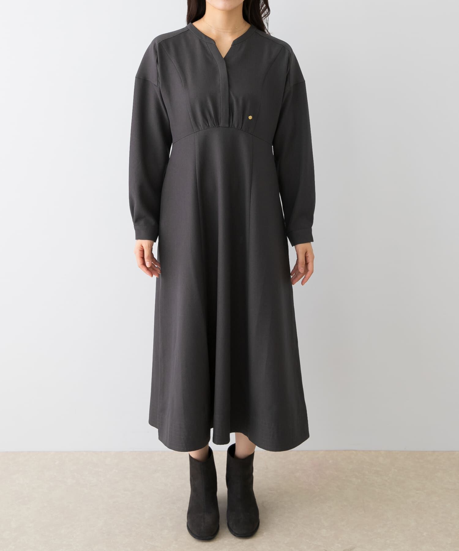 URBAN RESEARCH ROSSO「『UR TECH SMOOTHLUXE』F by ROSSO　キーネックワンピース」|ワンピース|