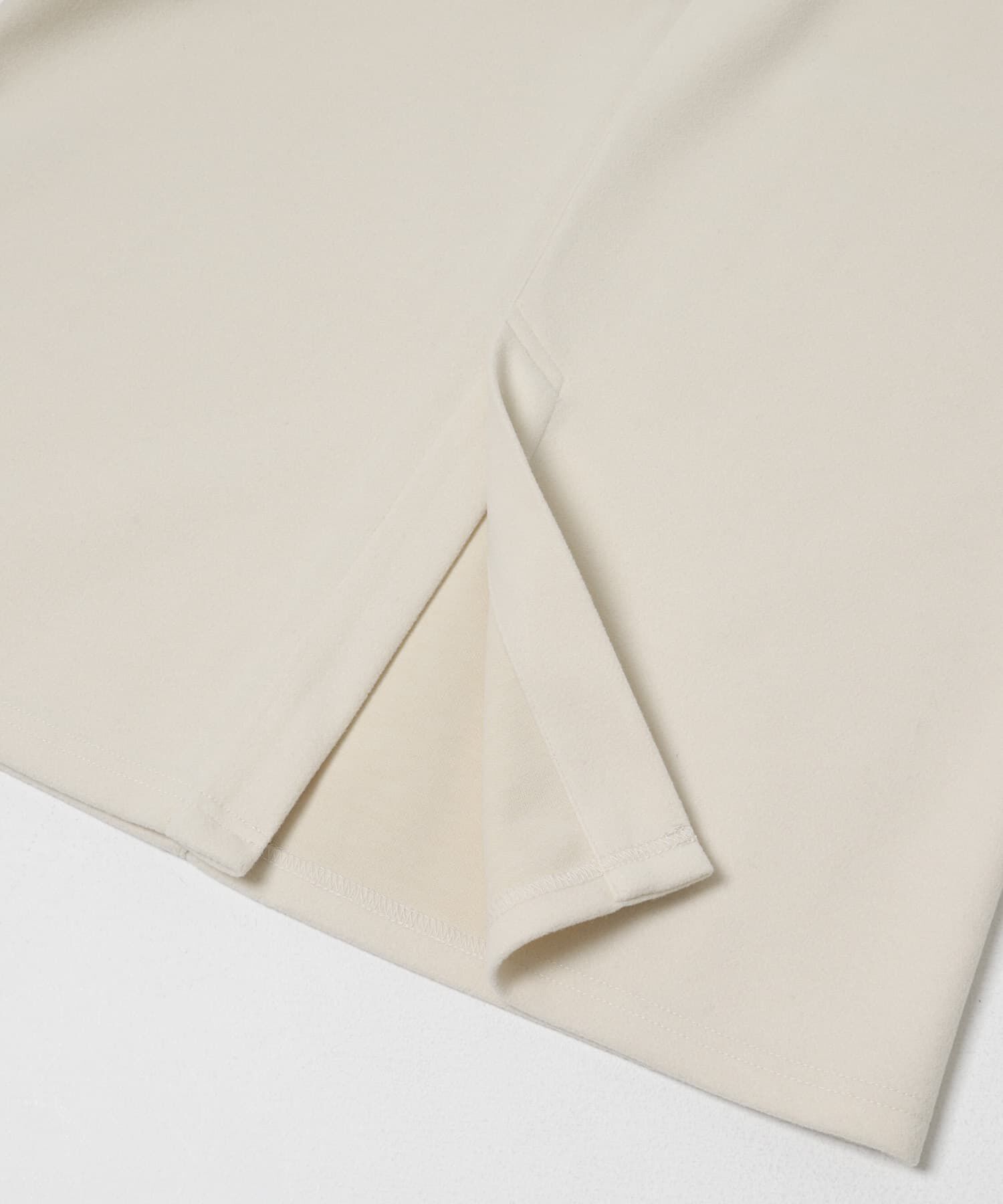 URBAN RESEARCH DOORS「『UR TECH』ニットメルトンスカート」|スカート|