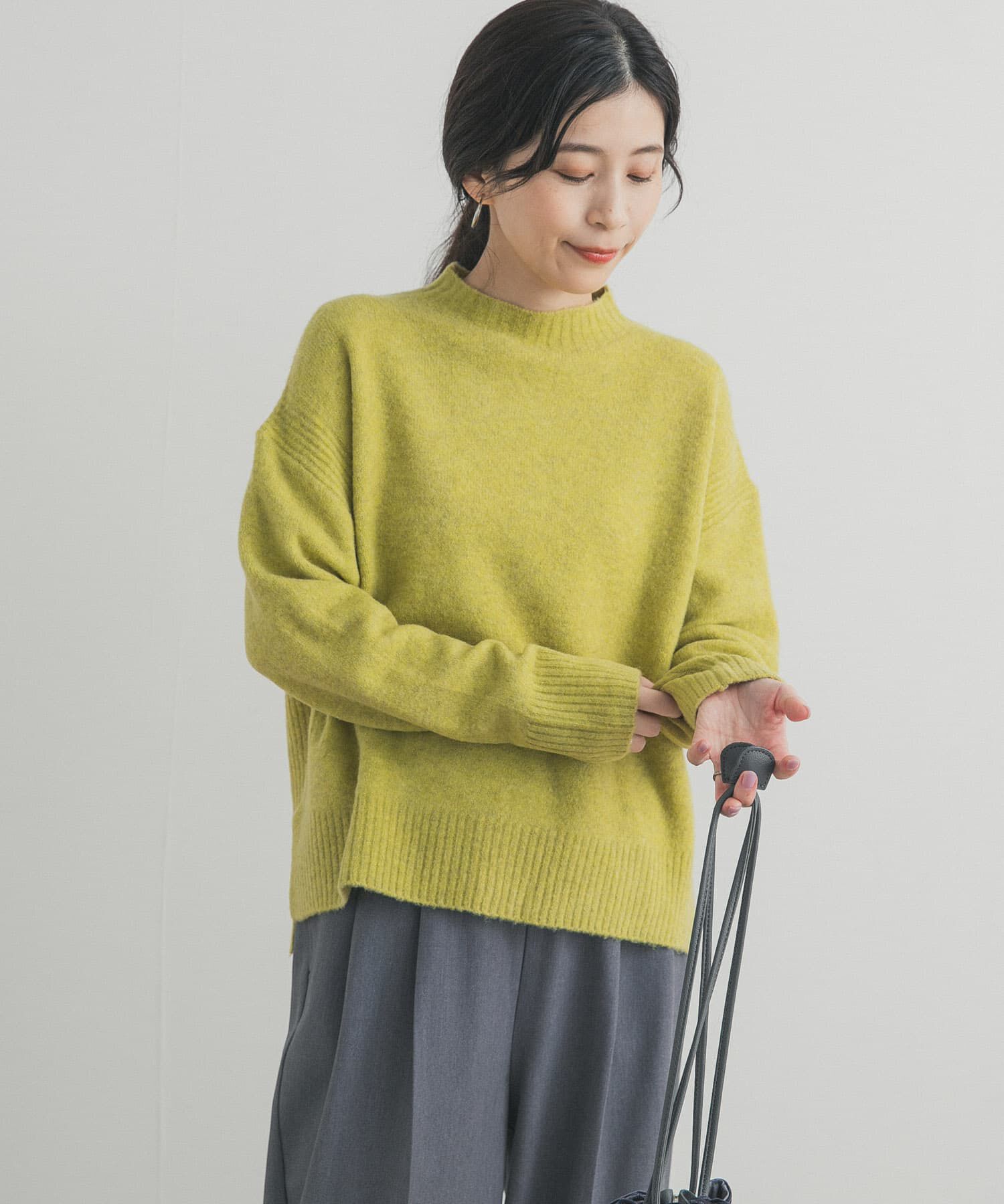 URBAN RESEARCH DOORS「ハイネックサイドスリットニット」|ニット・セーター|