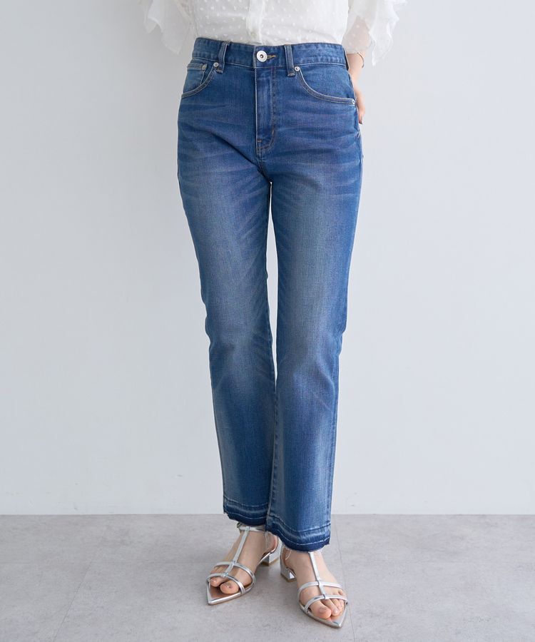 YECCA VECCA「カットオフスリムストレートデニムパンツ」|デニム|Indigo