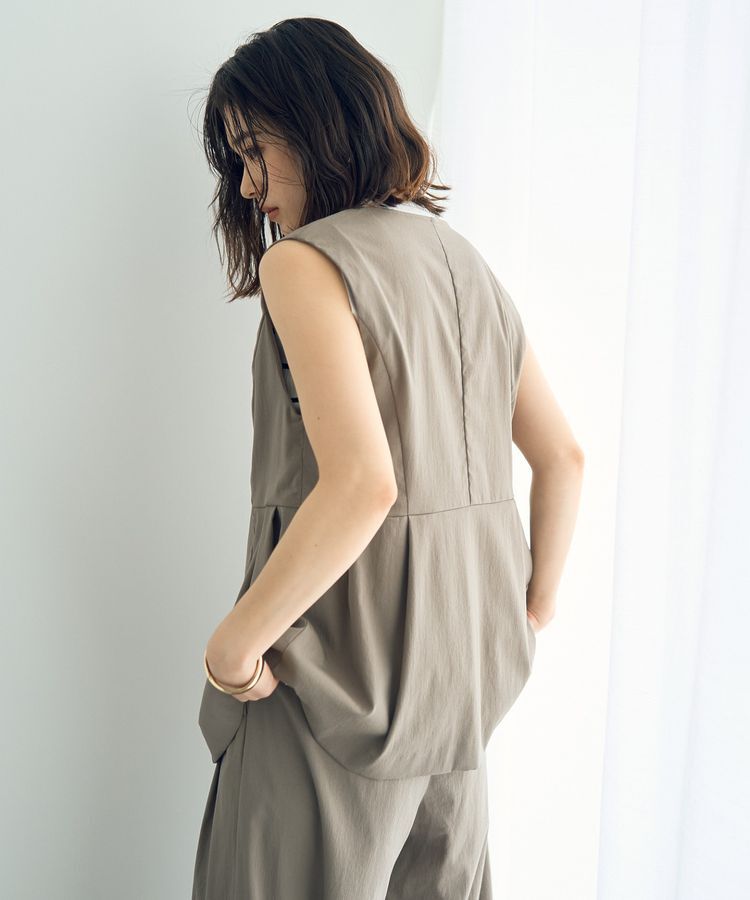 YECCA VECCA「ドライタッチペプラムジレ」|ベスト・ジレ|