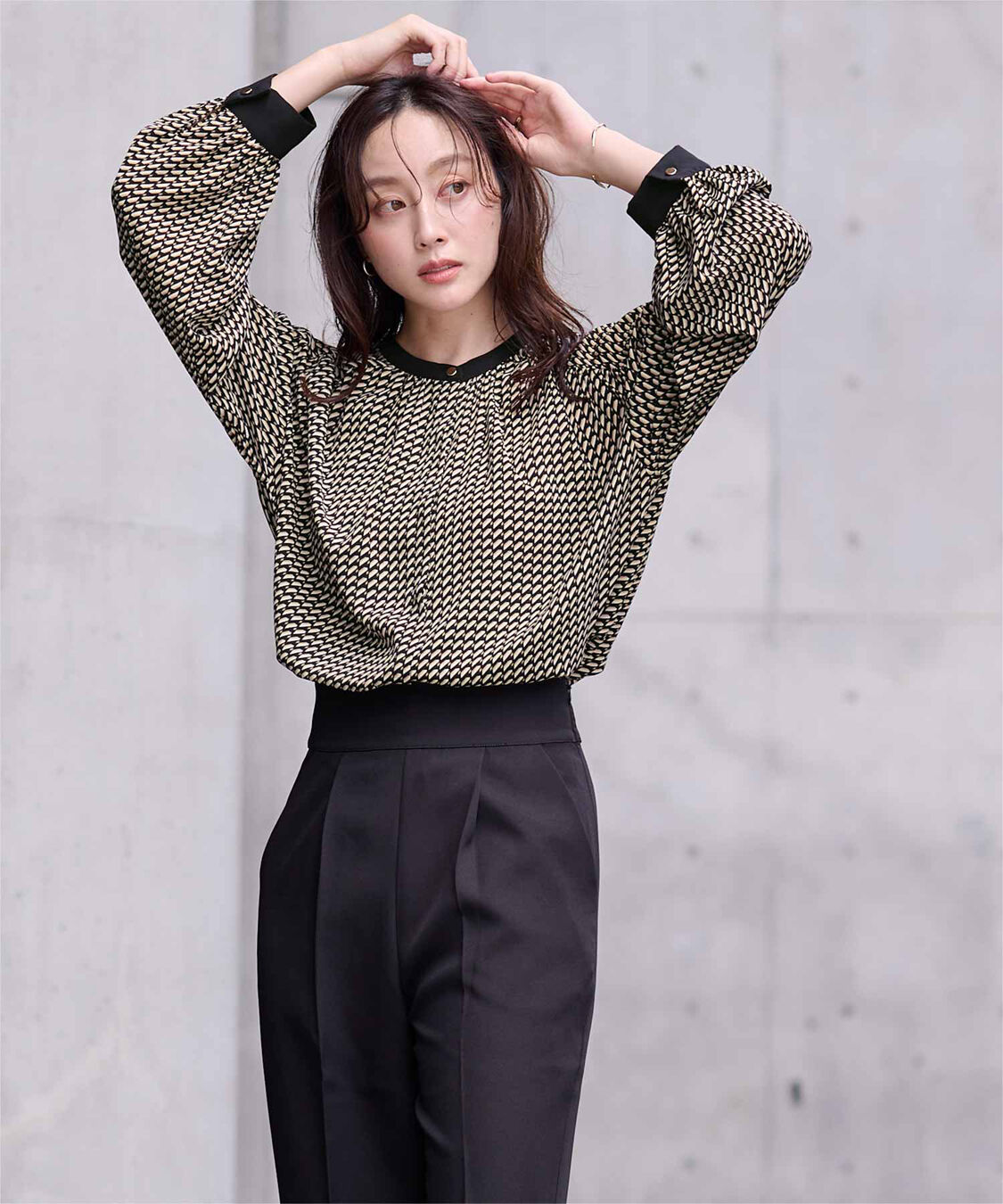 ur's「ジオメトリックバンドカラーブラウス」|シャツ・ブラウス|