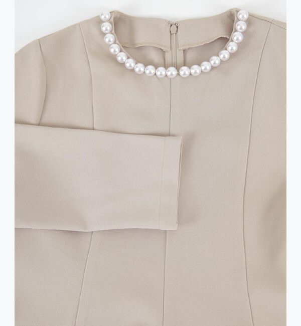 ur's「【星玲奈さんコラボアイテム】パール付ヘムライントップス」|Tシャツ・カットソー|