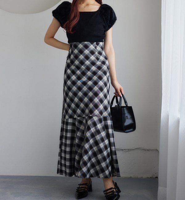  「【リバイバル】NCエンボスミニバッグ」|ショルダー・メッセンジャー|