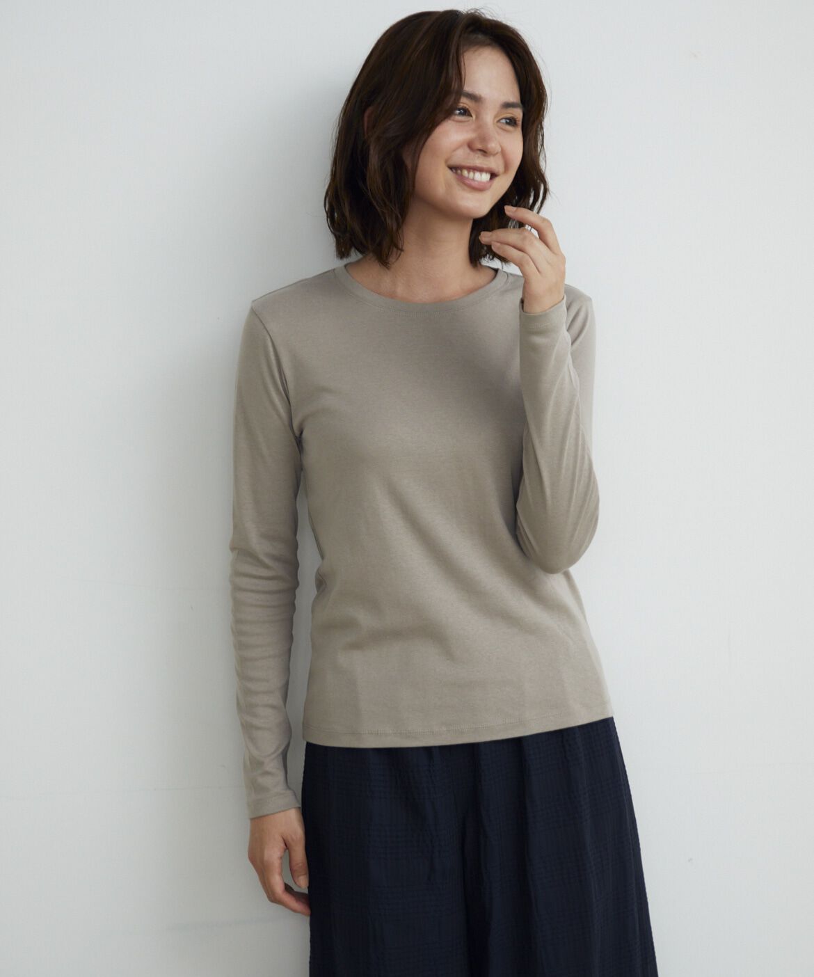 DAY by DAY it&rsquo;s international「ベーシッククルーネックカットソー《スビン綿MIXフライス》」|Tシャツ・カットソー|モカチャ3