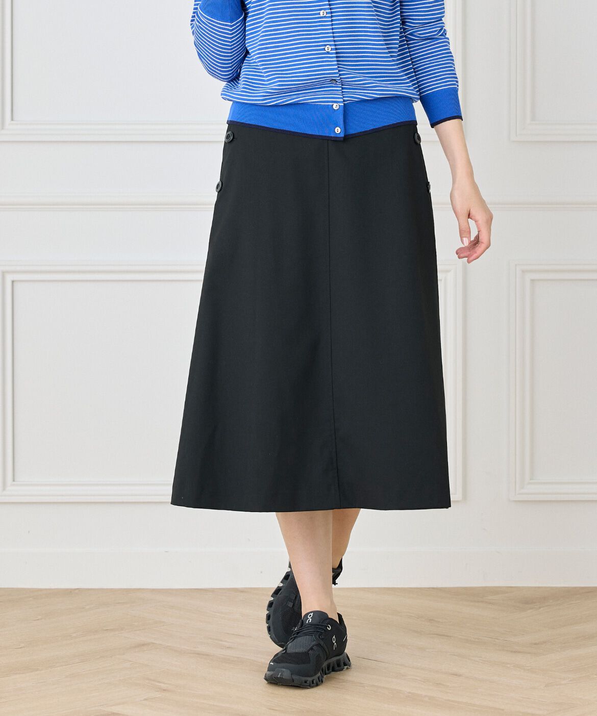 DAY by DAY it&rsquo;s international「フロントボタンAラインスカート」|台形|ブラック