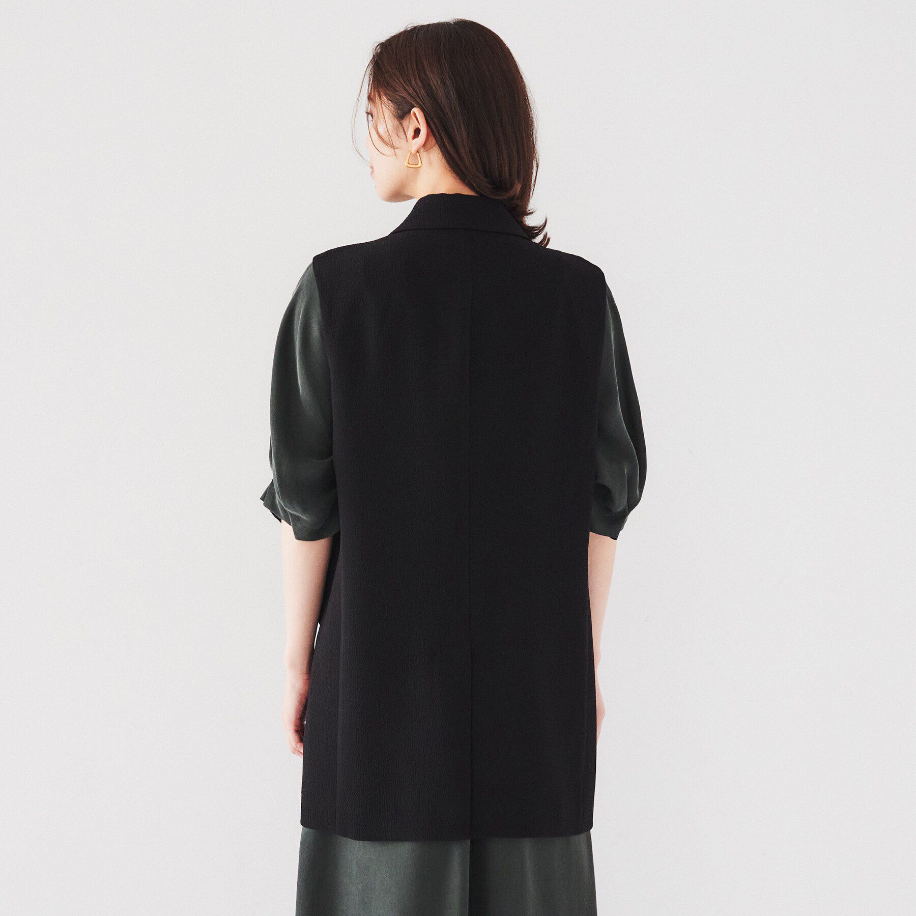 UNTITLED「【凹凸素材/セットアップ可】クレープダブル テーラードベスト」|ベスト・ジレ|