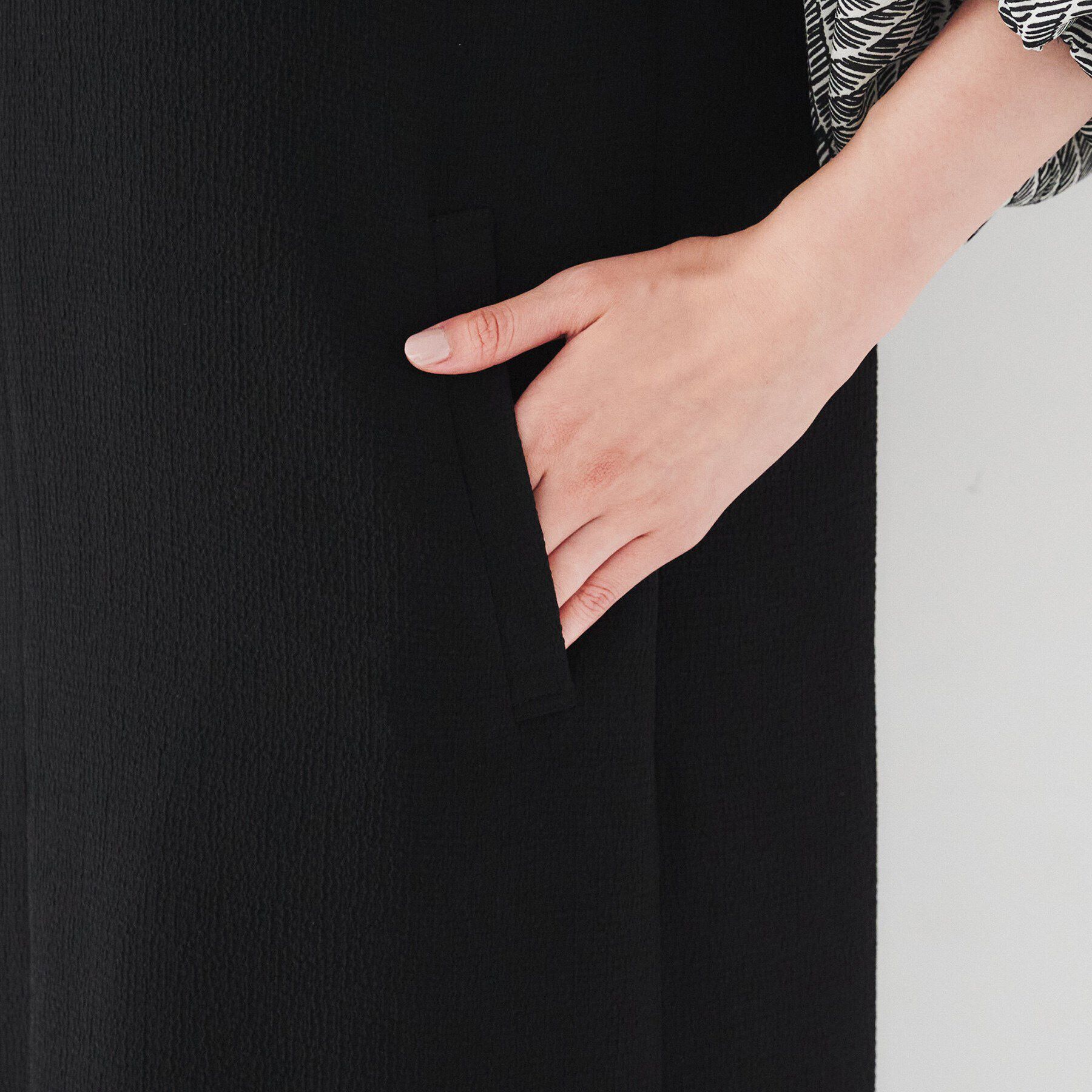 UNTITLED「【凹凸素材/セットアップ可】クレープダブル イージージャンパースカート」|ワンピース|