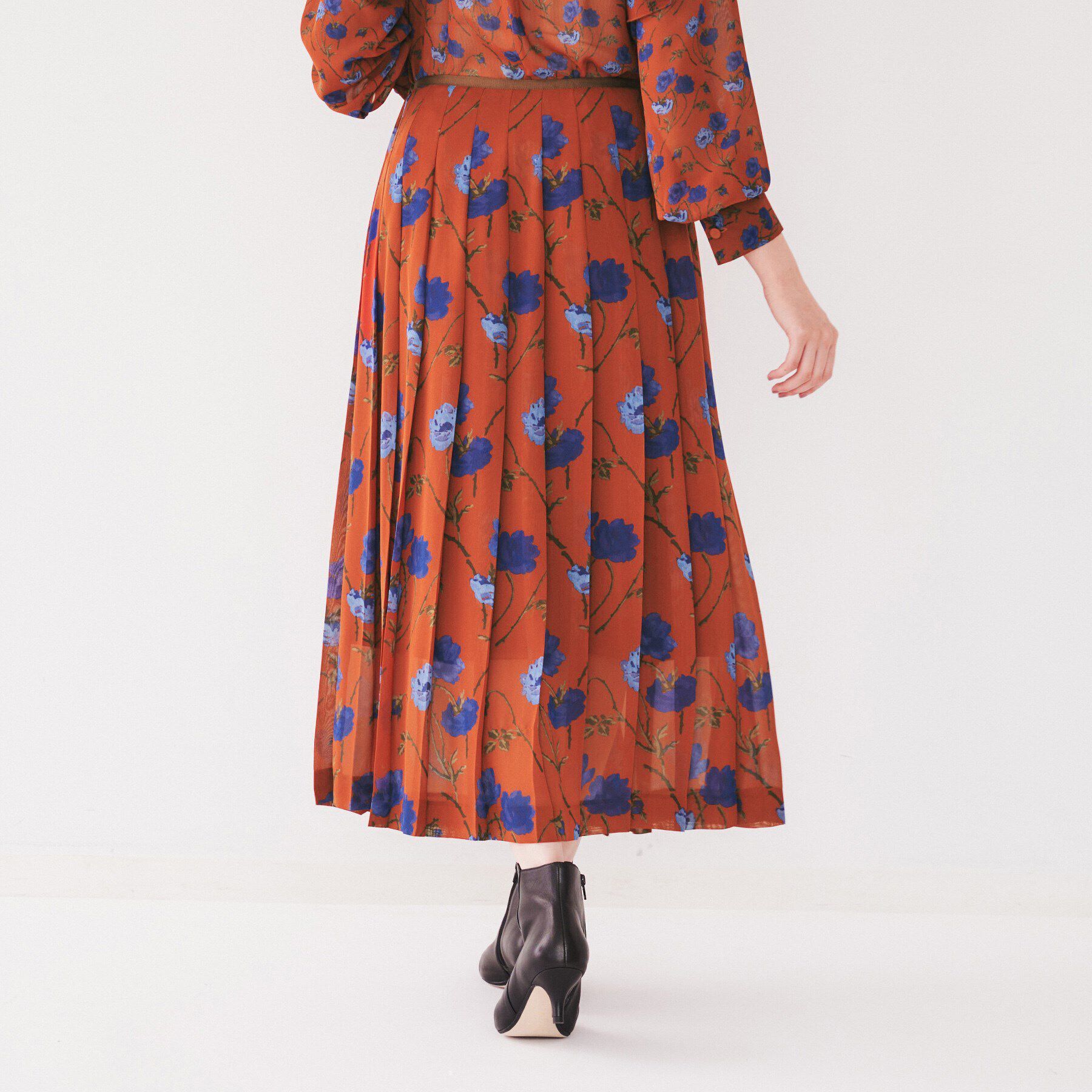 UNTITLED「【セットアップ可能/洗える/柄スカート】フラワーシフォンプリーツスカート」|スカート|